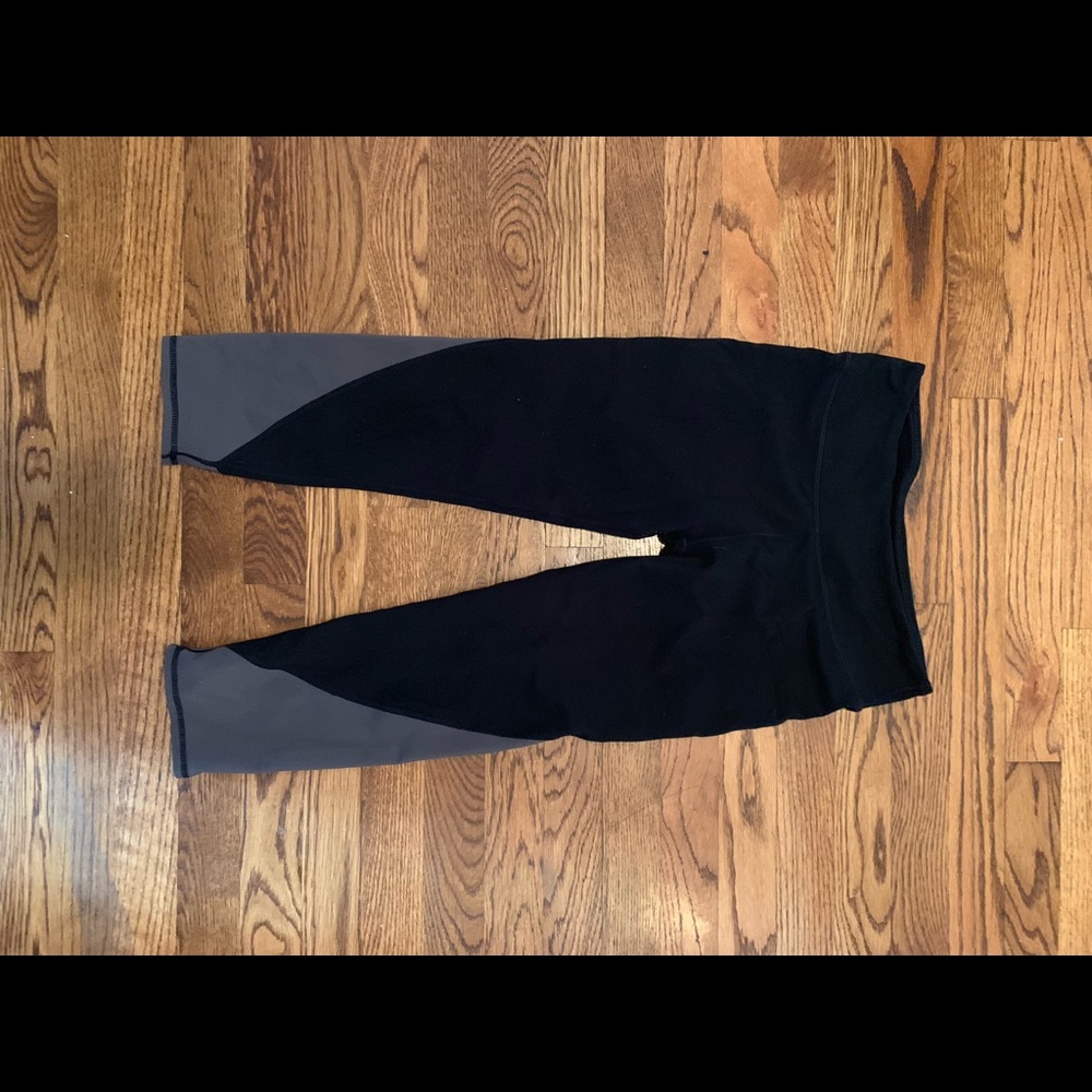 Fabletics cropped leggings